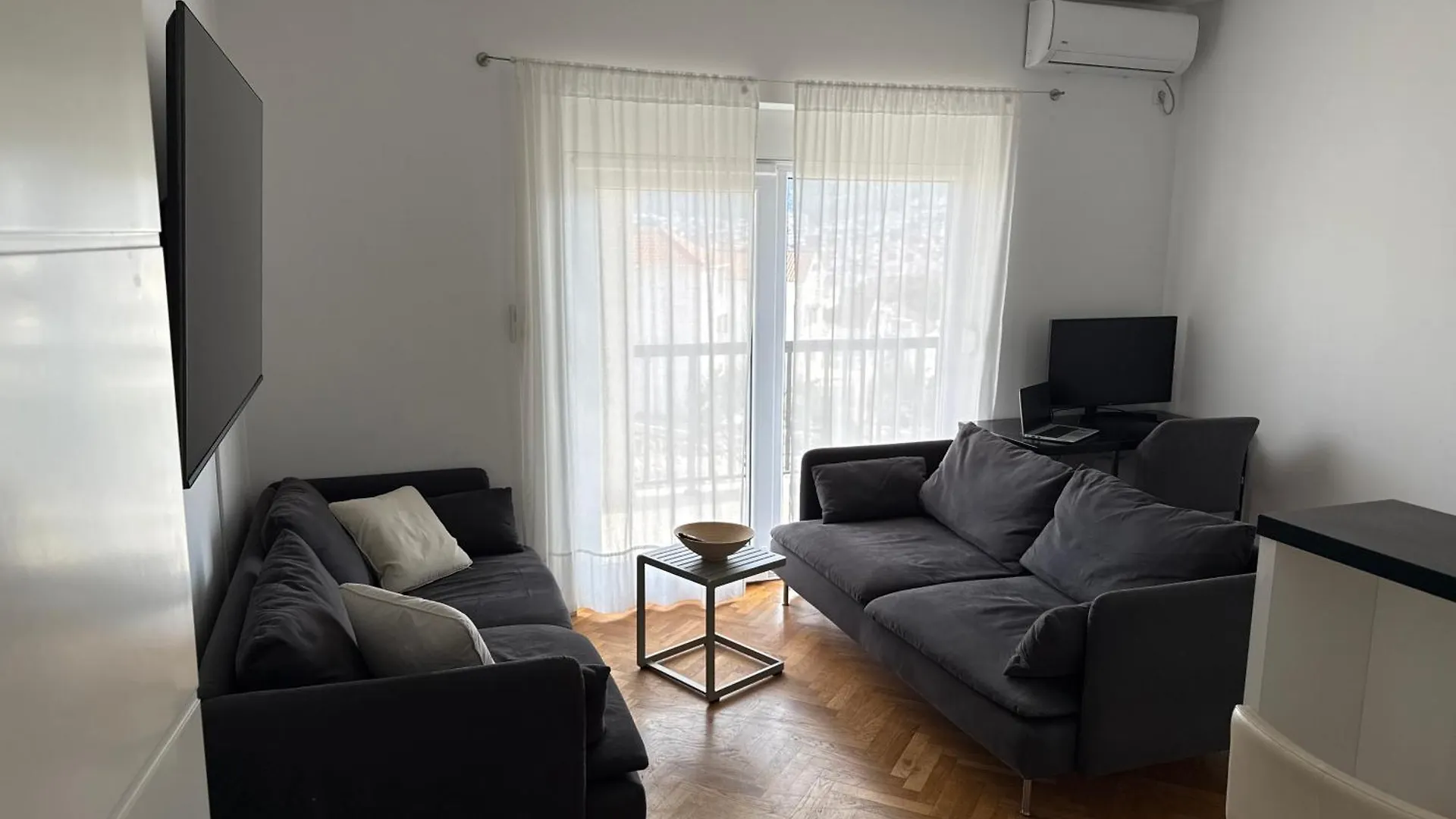 Apartments Madzari - Ciovo - Pool Trogir 0*,  Kroatien