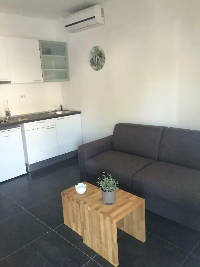 Apartments Madzari - Ciovo - Pool Trogir 0*,